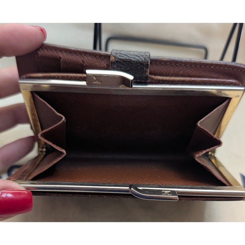 Louis Vuitton Monogram Kiss-Lock Bifold Wallet Vintage Made in USA S01901 - Picture 4 of 9